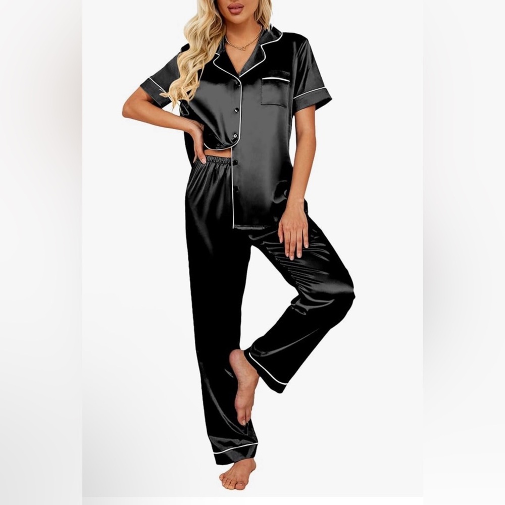 🖤 New! Black Satin Two Piece Pajama Set